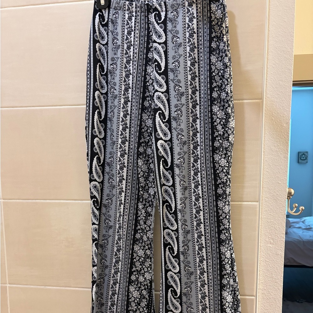 bellbottom legging pants